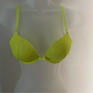 Victoria’s Secret Lace Push-Up Bra 34B